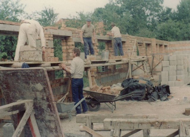 Bau der Gaststätte "Zur Waidmühle"