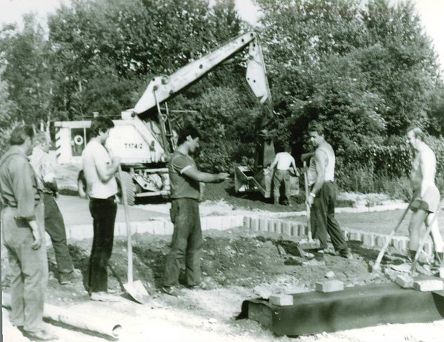 Bau der Gaststätte "Zur Waidmühle"