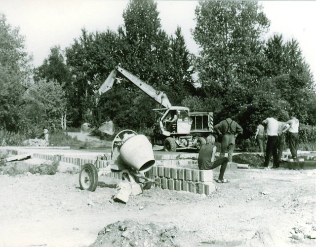 Bau der Gaststätte "Zur Waidmühle"