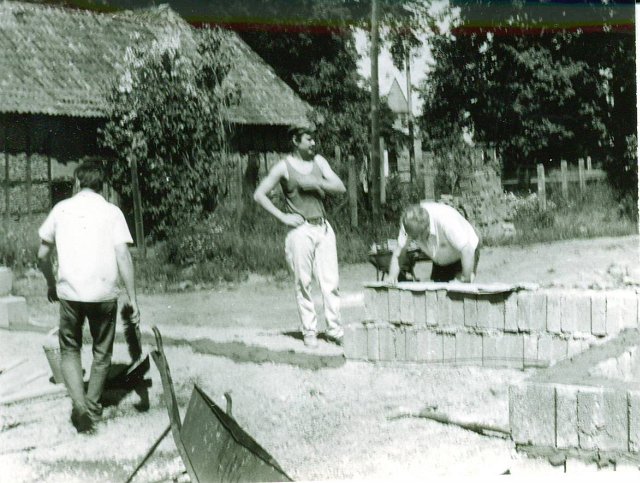 Bau der Gaststätte "Zur Waidmühle"