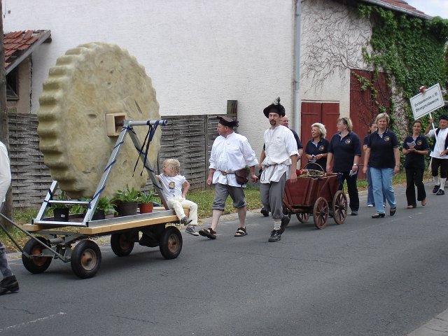 Umzug 1120 Jahre Leubingen