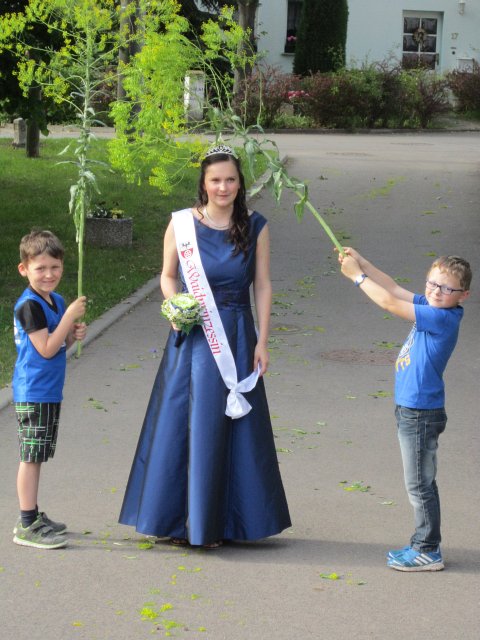 Kür und Auftritt der Waid-Prinzessin Daniela I.