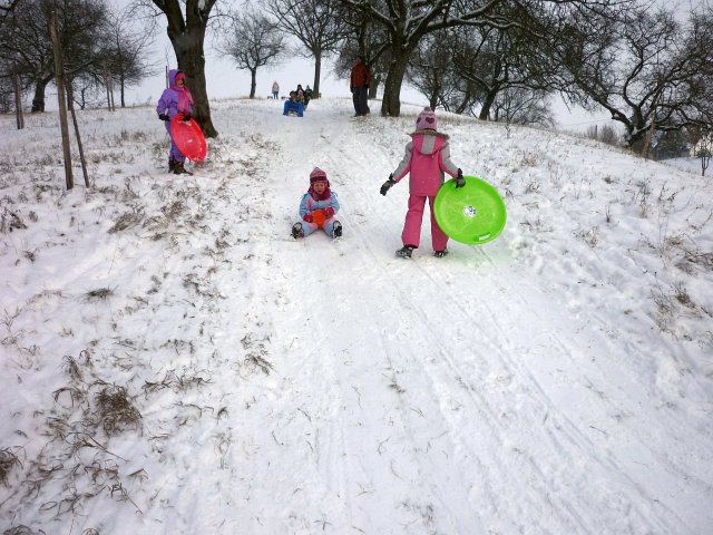 Schlittenfahren Anfang 2013
