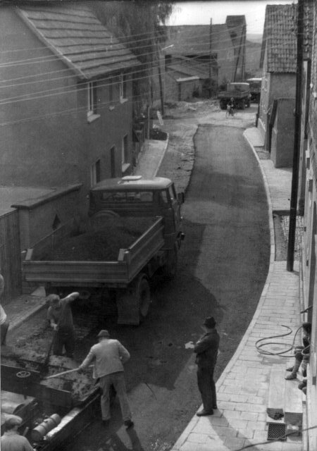 Stra&szlig;enbau 1976