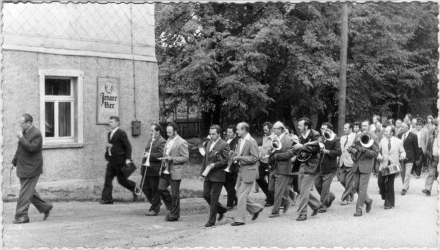 Stra&szlig;enbau 1976