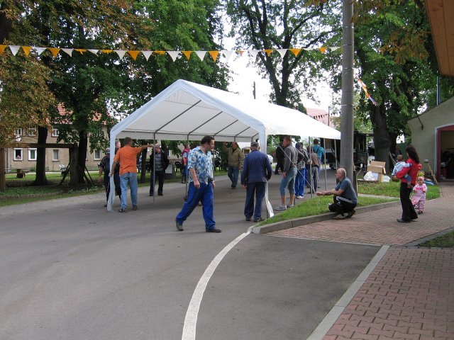 Waidernte und Vorbereitung des Waidm&uuml;hlenfests&nbsp;2010